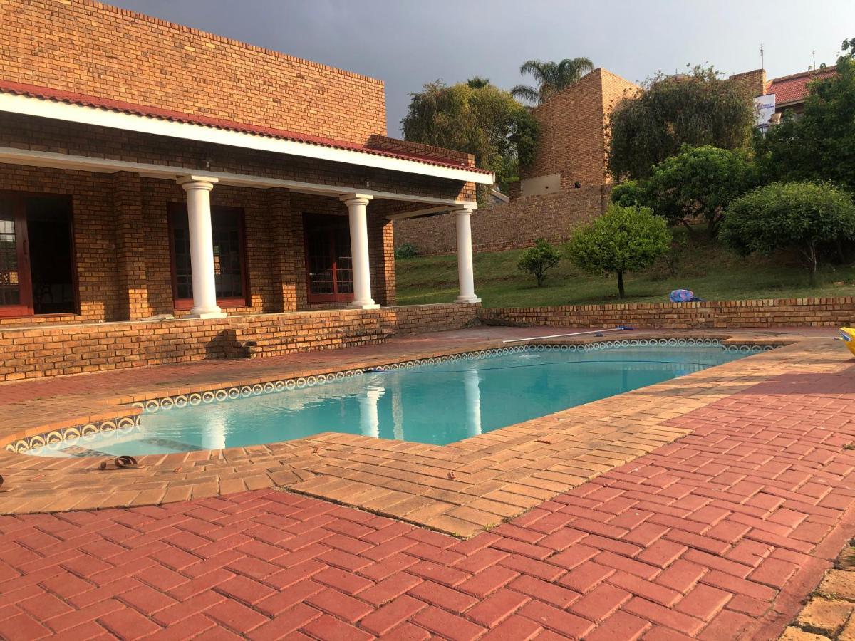 Sunrise Boutique Hotel Witbank Eksteriør bilde