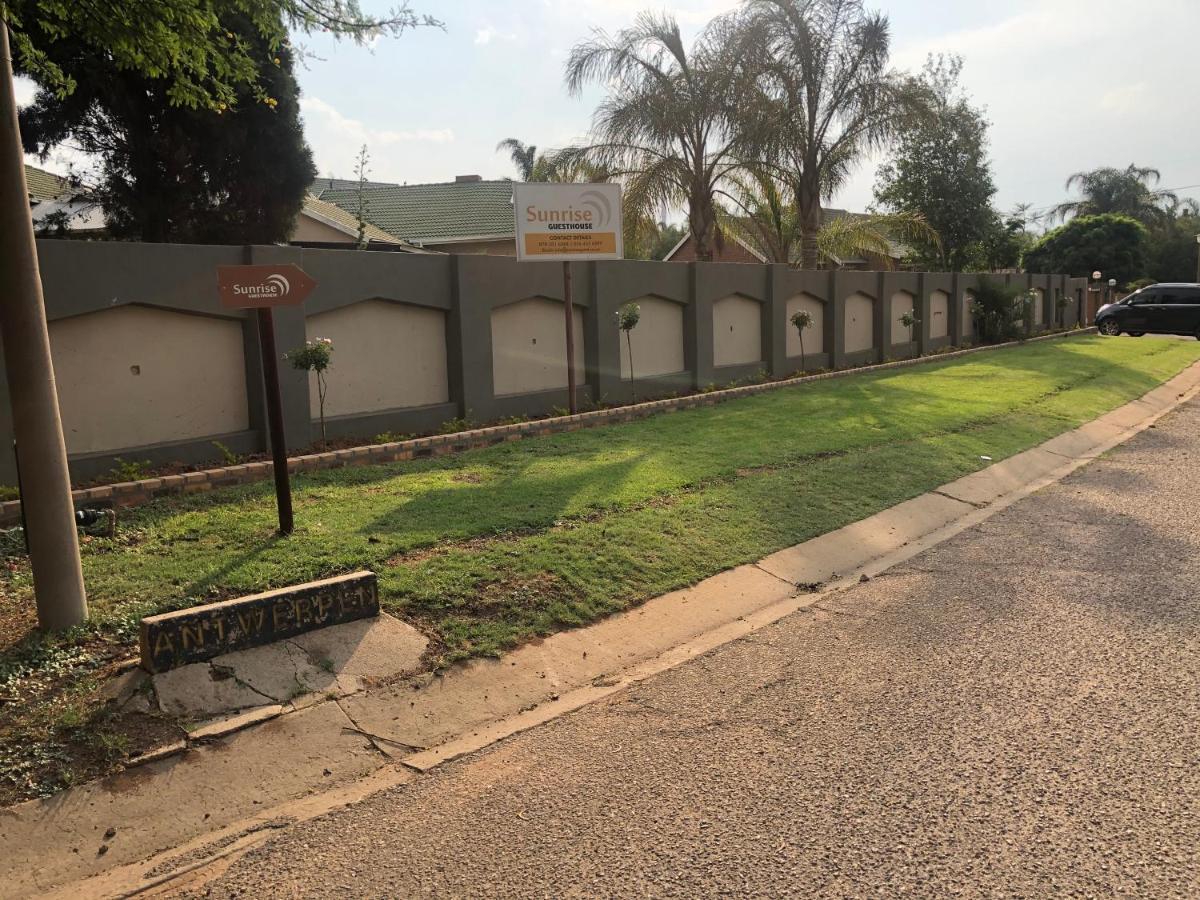 Sunrise Boutique Hotel Witbank Eksteriør bilde