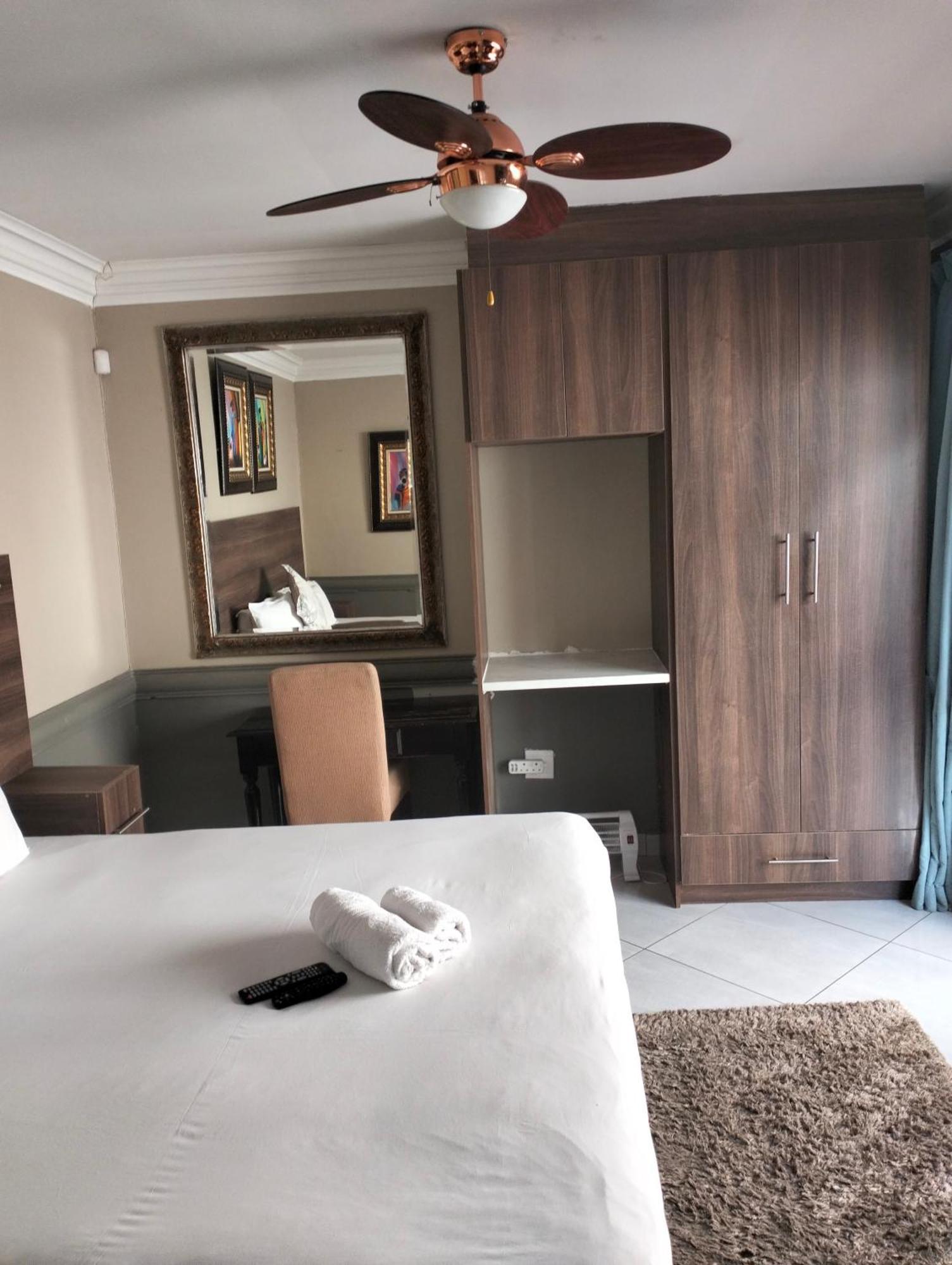 Sunrise Boutique Hotel Witbank Eksteriør bilde