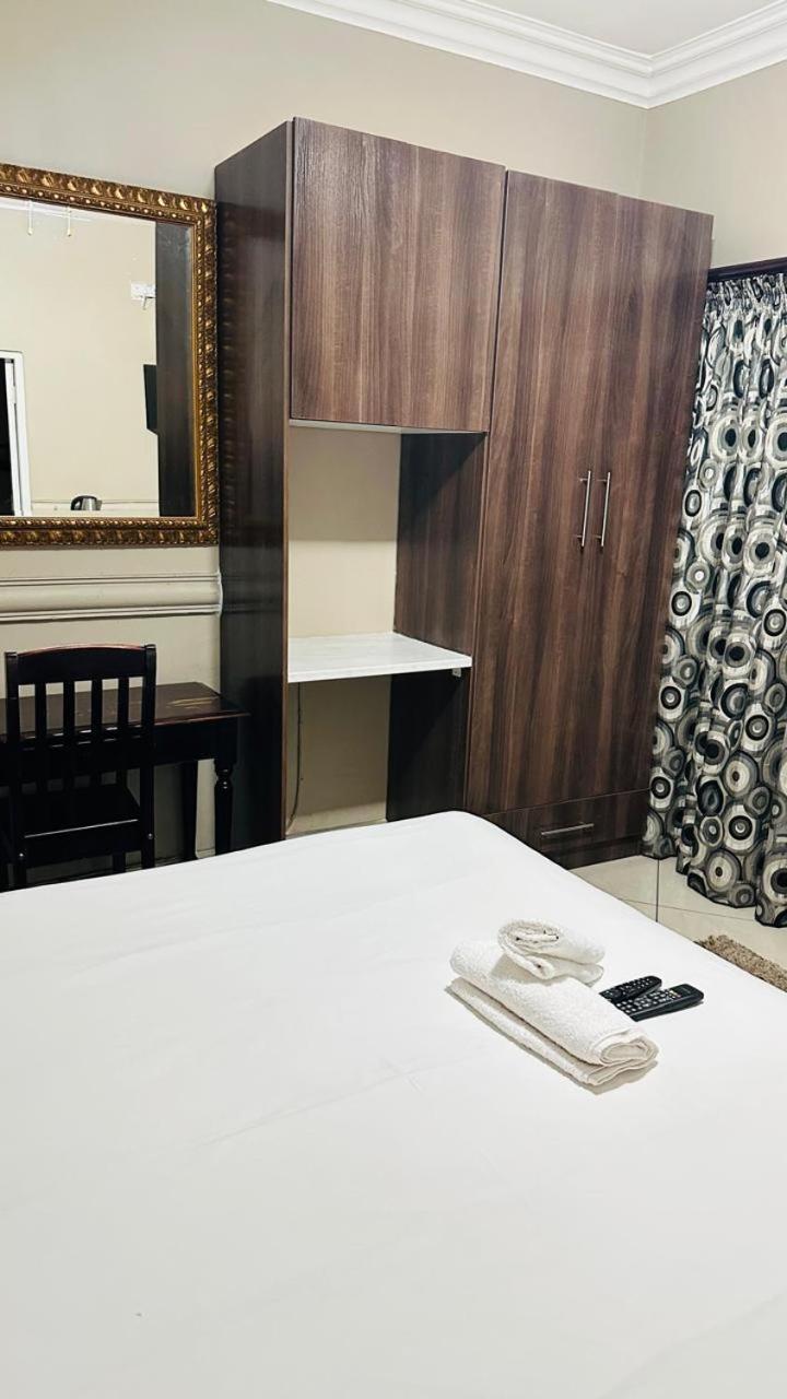 Sunrise Boutique Hotel Witbank Eksteriør bilde