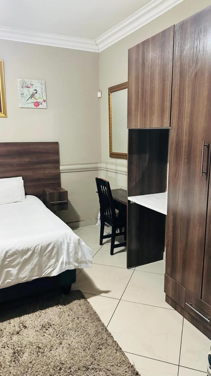 Sunrise Boutique Hotel Witbank Eksteriør bilde