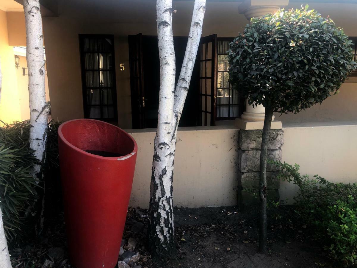 Sunrise Boutique Hotel Witbank Eksteriør bilde