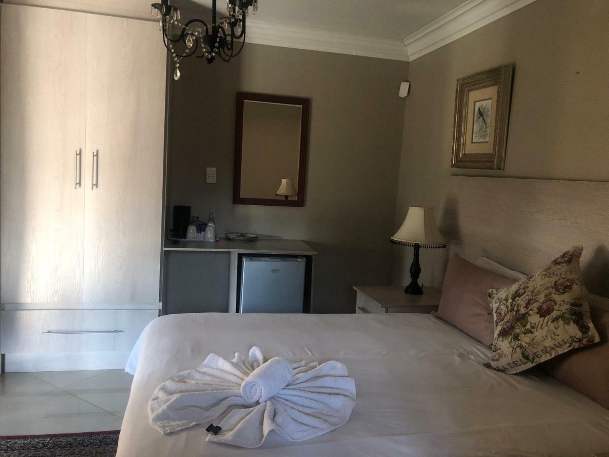 Sunrise Boutique Hotel Witbank Eksteriør bilde