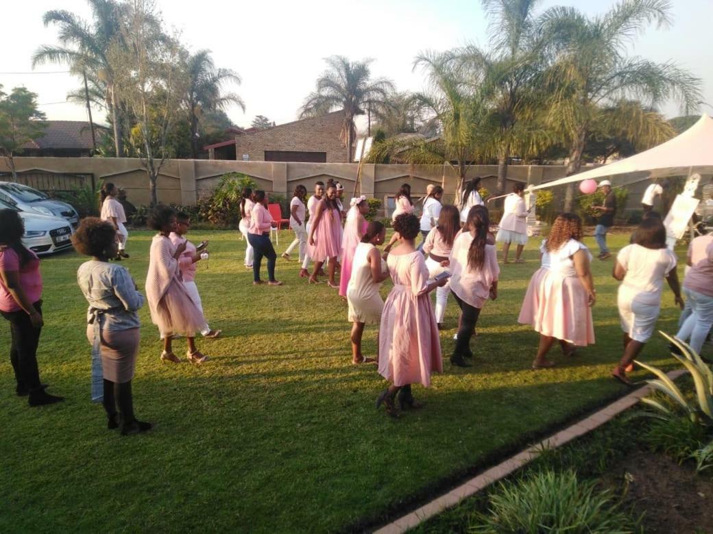 Sunrise Boutique Hotel Witbank Eksteriør bilde